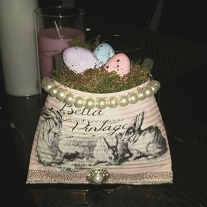 Cute vintage look tin can bunny nest